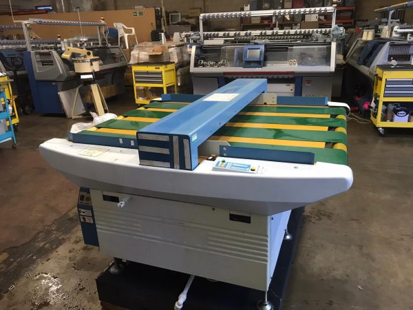 Garment Metal Detector- Wide opening